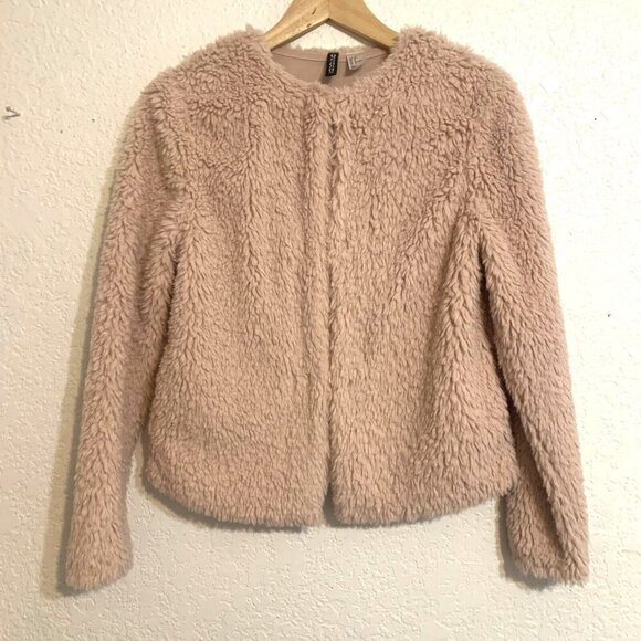 H&M Divided Women Jacket M Sherpa Pink Pockets Fuzzy Shag Teddy Crop Whimsifairy - Picture 3 of 7
